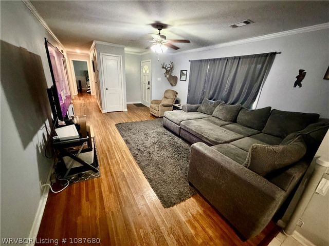 1145 N 57th Place, Fort Smith, AR 72904