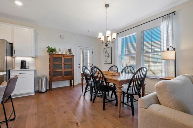 709 Hahn Ct, Lebanon, TN 37087