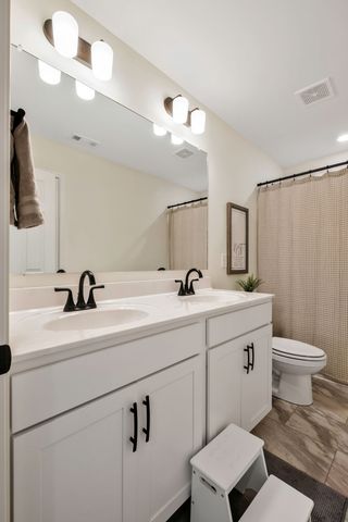 709 Hahn Ct, Lebanon, TN 37087