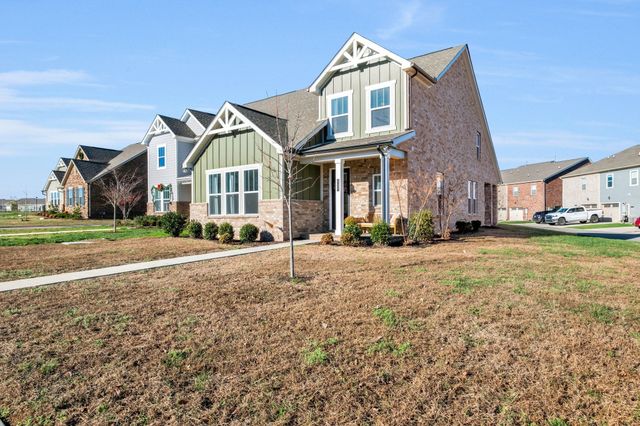 709 Hahn Ct, Lebanon, TN 37087