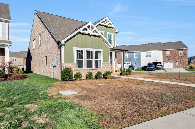 709 Hahn Ct, Lebanon, TN 37087