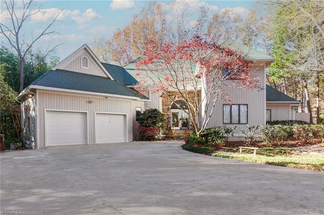 4001 Tesa Court, High Point, NC 27265