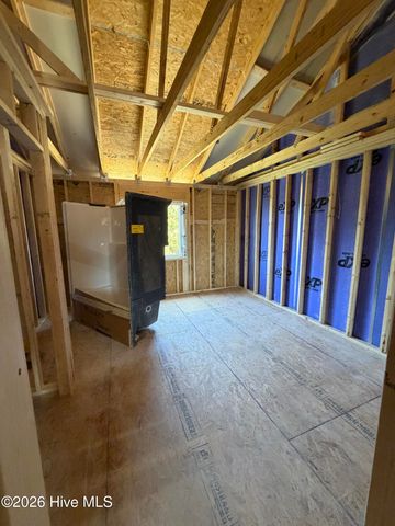 650 Cedar Point Boulevard G4, Cedar Point, NC 28584