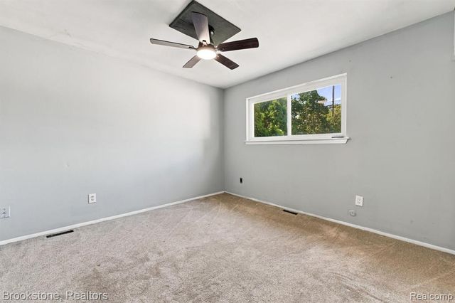 35531 N Little Mack Avenue, Clinton Township, MI 48035