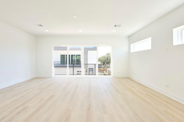 3217 Reeves Road, Houston, TX 77004