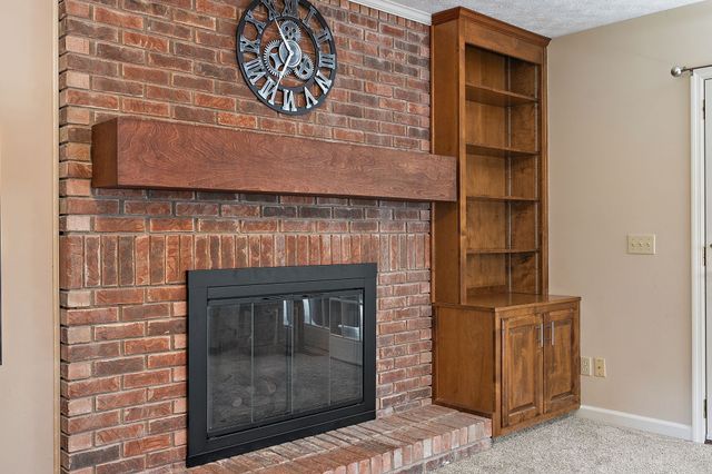 404 Southwinds Dr, Hermitage, TN 37076