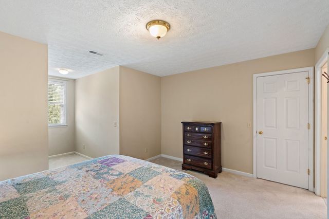 404 Southwinds Dr, Hermitage, TN 37076