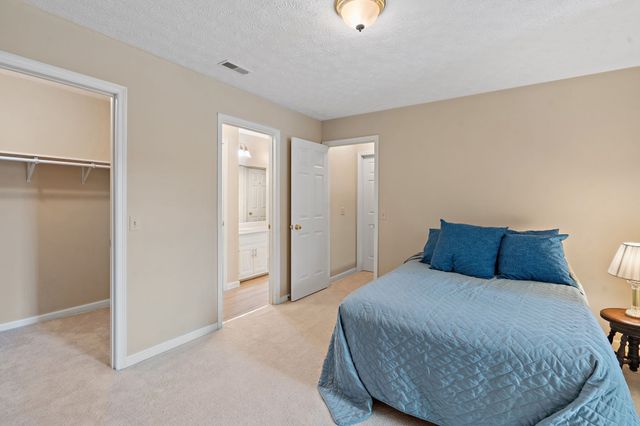 404 Southwinds Dr, Hermitage, TN 37076