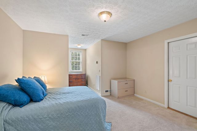 404 Southwinds Dr, Hermitage, TN 37076