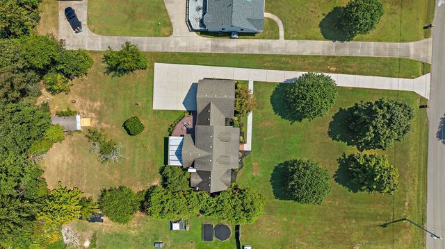 404 Southwinds Dr, Hermitage, TN 37076