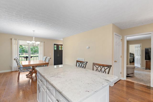 404 Southwinds Dr, Hermitage, TN 37076