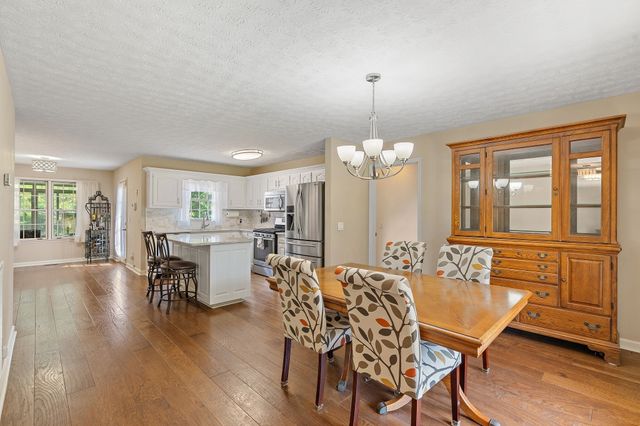 404 Southwinds Dr, Hermitage, TN 37076