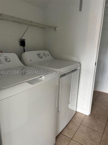 14041 SW 155th Ct, Miami, FL 33196