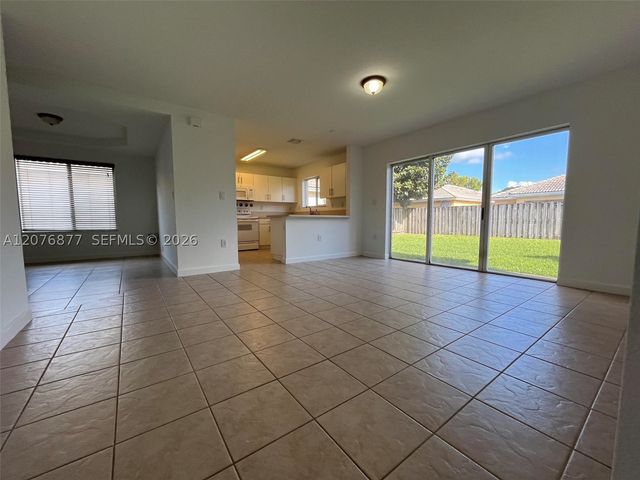 14041 SW 155th Ct, Miami, FL 33196