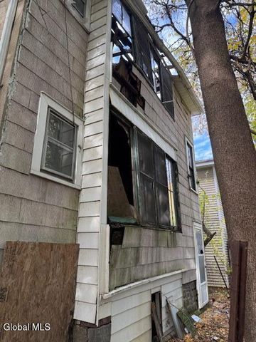 19 Raymo Street, Albany, NY 12209