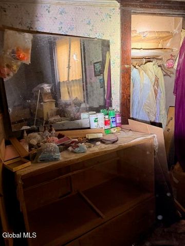 19 Raymo Street, Albany, NY 12209