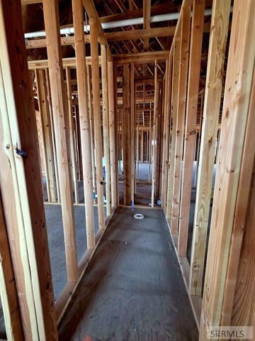 3083 Lancer Ave, Ammon, ID 83406