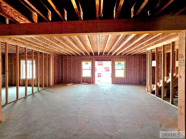 3083 Lancer Ave, Ammon, ID 83406