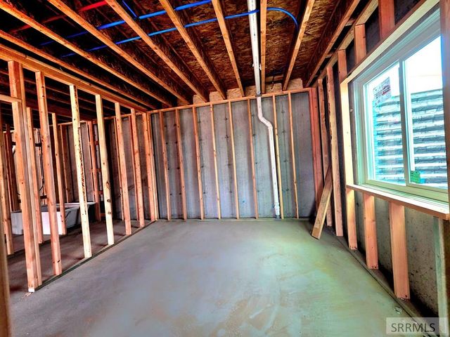 3083 Lancer Ave, Ammon, ID 83406