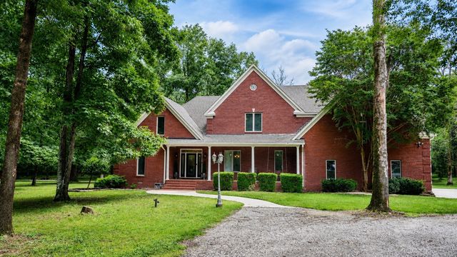 3061 Palomino Pl, Hermitage, TN 37076