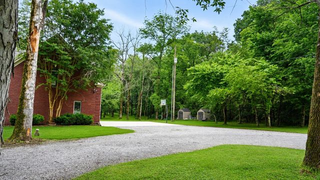3061 Palomino Pl, Hermitage, TN 37076