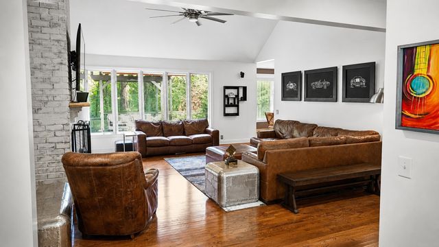3061 Palomino Pl, Hermitage, TN 37076