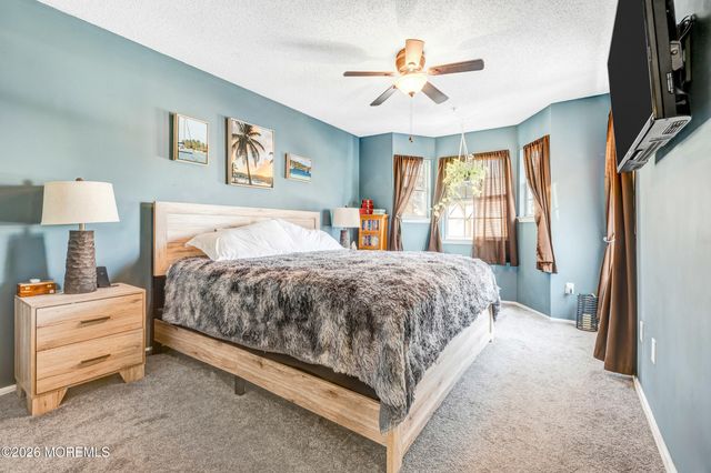 2802 Greenspire Court, Toms River, NJ 08755