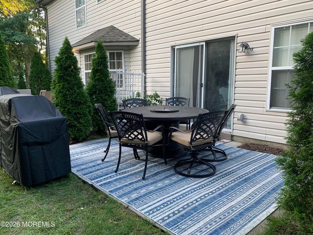 2802 Greenspire Court, Toms River, NJ 08755