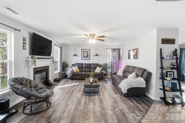 111 Austin Run Court, Kannapolis, NC 28083