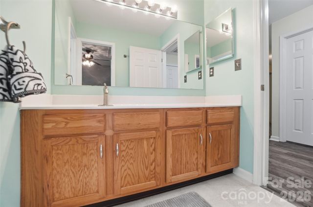 111 Austin Run Court, Kannapolis, NC 28083