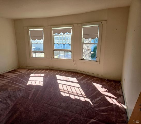 518 Galland St, Petaluma, CA 94952