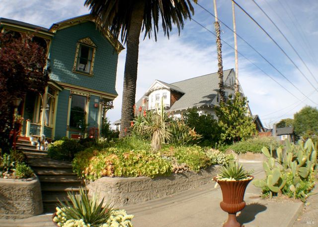 518 Galland St, Petaluma, CA 94952