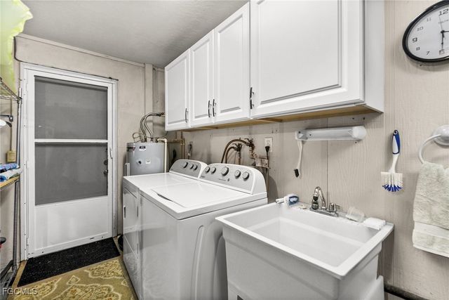 3462 Pinetree DR, Other, FL 33956