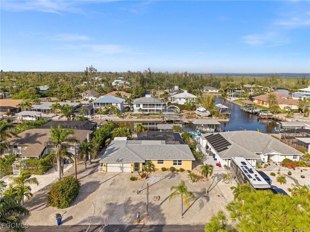 3462 Pinetree DR, Other, FL 33956