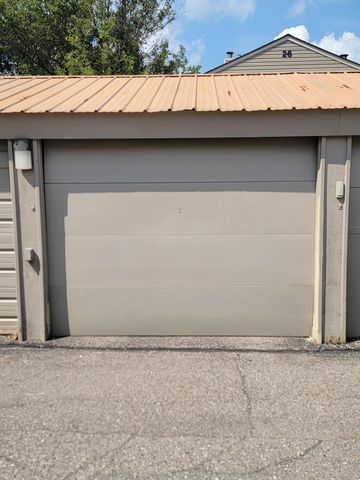 22363 Peachtree, Novi, MI 48375