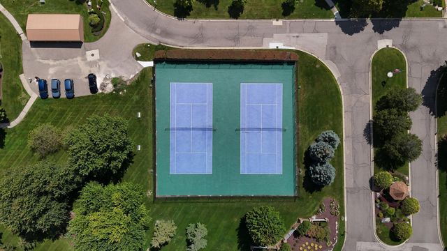 22363 Peachtree, Novi, MI 48375