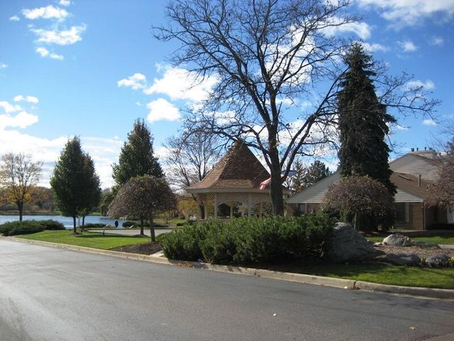 22363 Peachtree, Novi, MI 48375