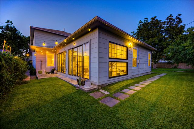 1709 Ebony Lane, Houston, TX 77018