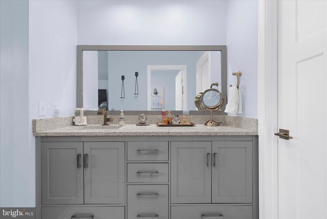 112 BAYVIEW, Grasonville, MD 21638