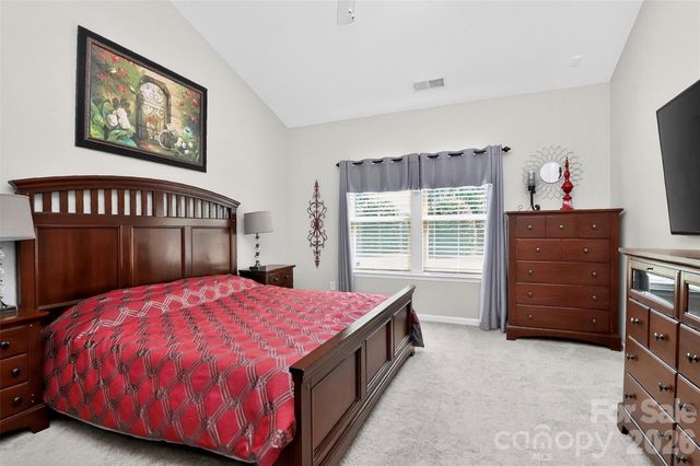 5409 Poplar Knoll Drive, Matthews, NC 28105