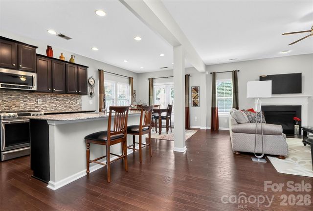 5409 Poplar Knoll Drive, Matthews, NC 28105