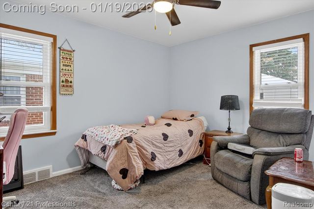 13651 Castle Street, Southgate, MI 48195