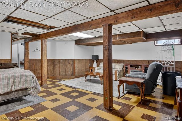 13651 Castle Street, Southgate, MI 48195