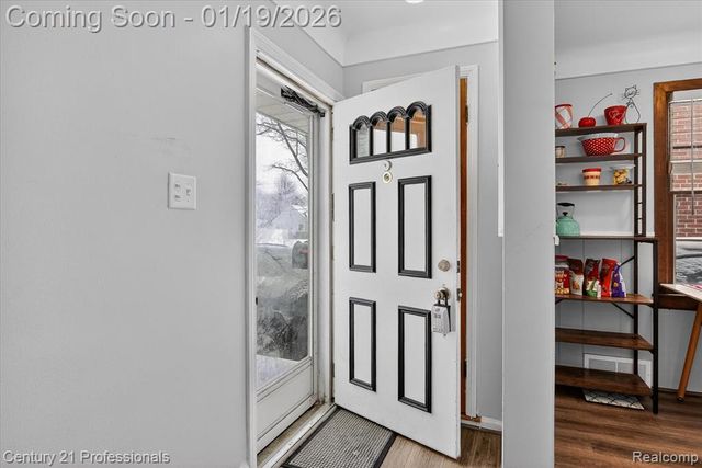 13651 Castle Street, Southgate, MI 48195