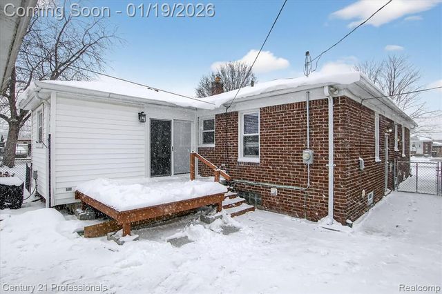 13651 Castle Street, Southgate, MI 48195