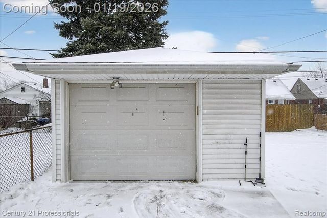 13651 Castle Street, Southgate, MI 48195