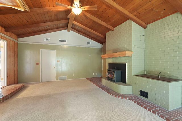 3805 Bonnie Ln, Stockton, CA 95204