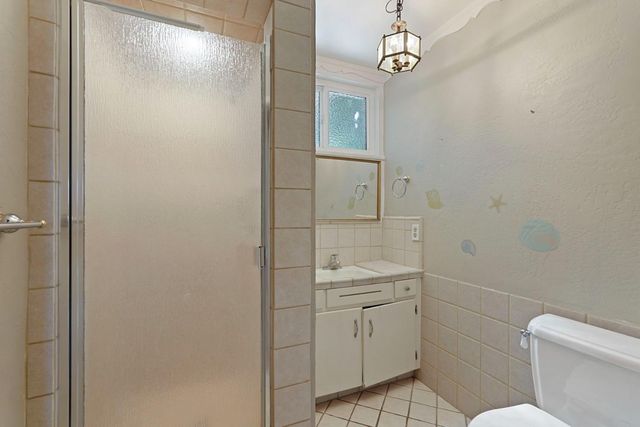 3805 Bonnie Ln, Stockton, CA 95204