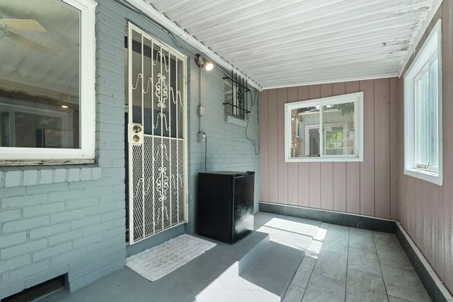 3805 Bonnie Ln, Stockton, CA 95204