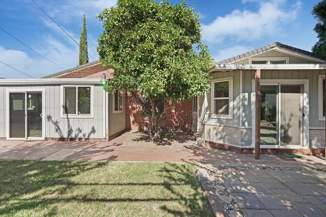 3805 Bonnie Ln, Stockton, CA 95204